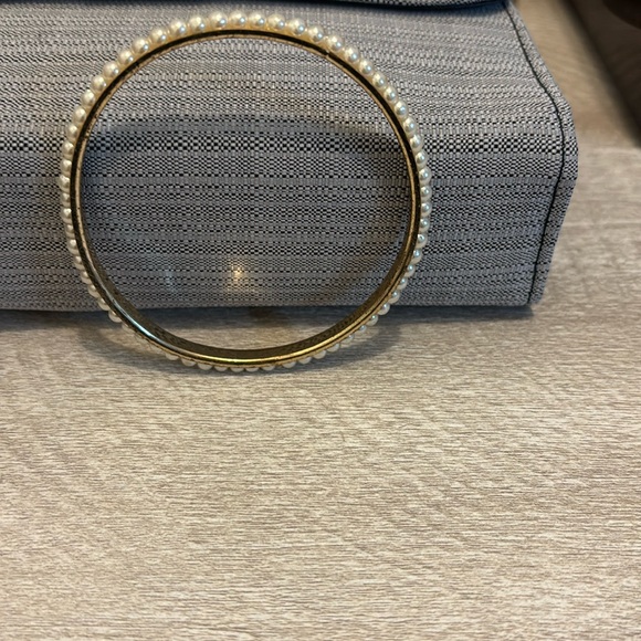 Faux Pearl headband and Bracelet - Picture 3 of 5